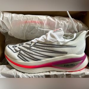 New Balance Fuelcell SC Elite v3 Performance Running Shoe Size W9